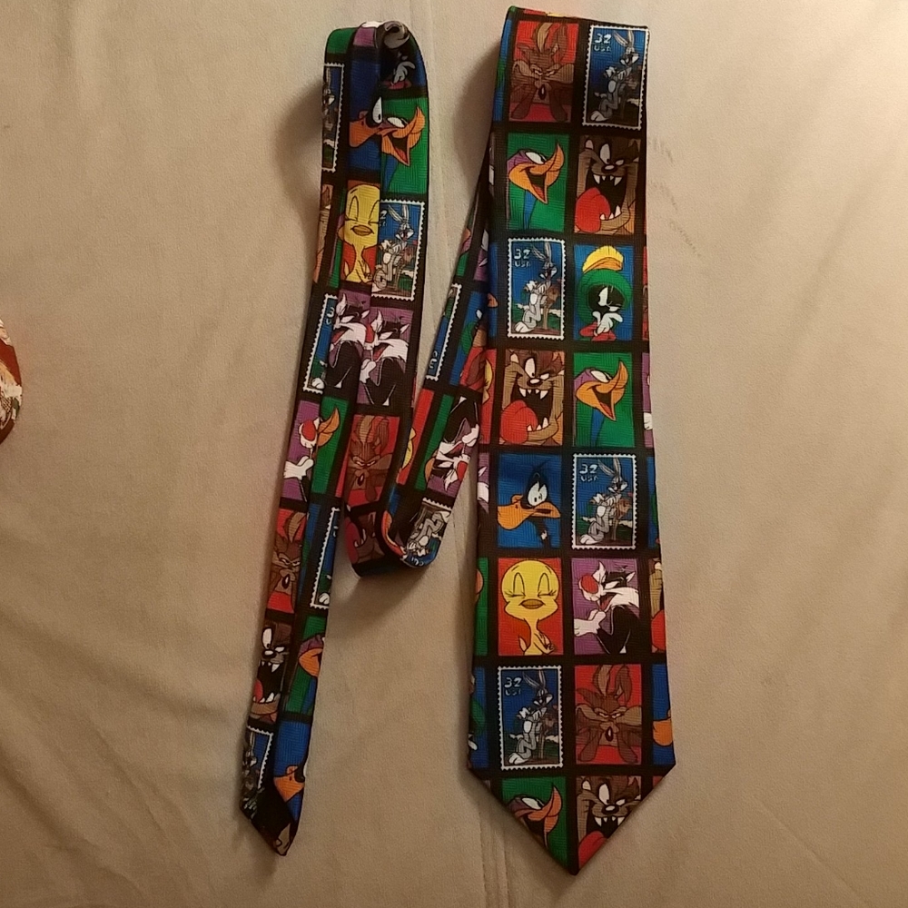 Looney Tunes tie